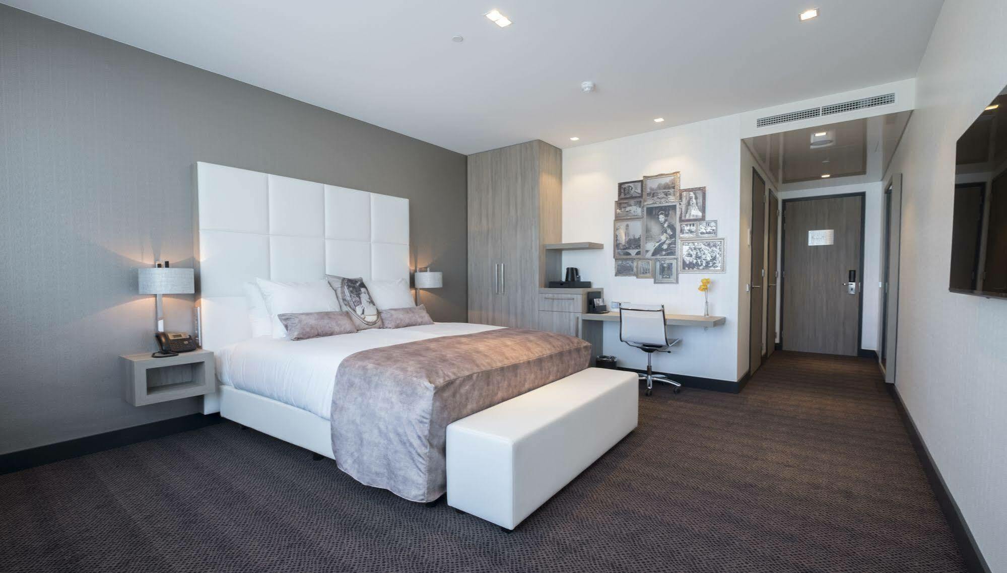 Hotel Der Valk 4*